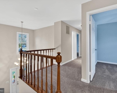 1302 Clayborne House Court - Photo Thumbnail 26