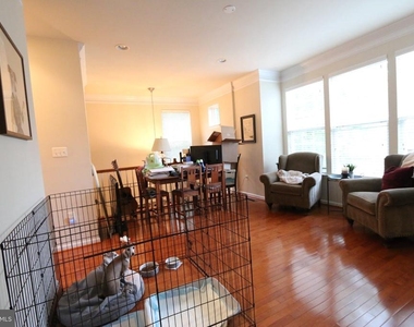 4469 Monmouth Street - Photo Thumbnail 12