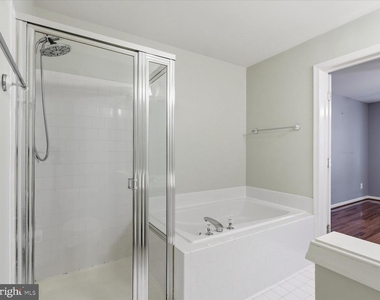 12753 Fair Crest Court - Photo Thumbnail 24