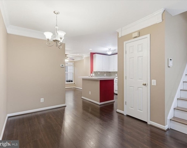 12753 Fair Crest Court - Photo Thumbnail 7