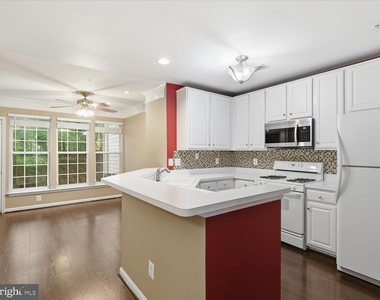 12753 Fair Crest Court - Photo Thumbnail 10