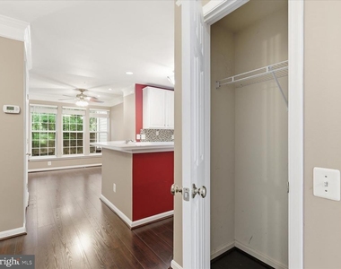 12753 Fair Crest Court - Photo Thumbnail 9
