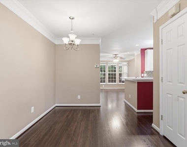 12753 Fair Crest Court - Photo Thumbnail 4