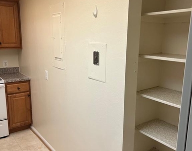 7621 Provincial Drive - Photo Thumbnail 23