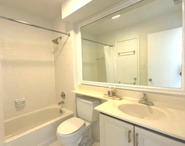 7594 Lakeside Village Drive - Photo Thumbnail 22