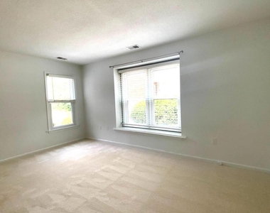 7594 Lakeside Village Drive - Photo Thumbnail 24