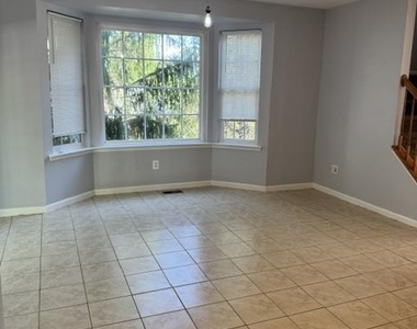 7566 Grey Goose Way - Photo Thumbnail 2