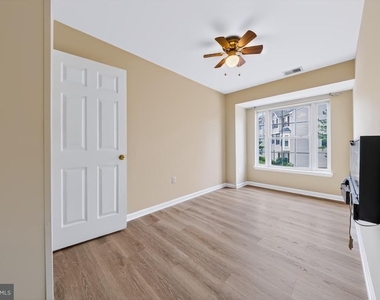 4624 Flatlick Branch Drive - Photo Thumbnail 18