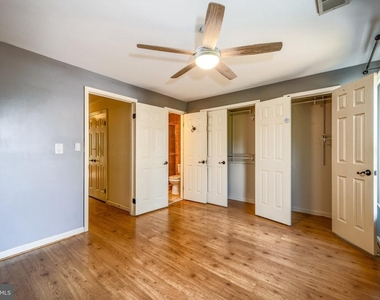 7804 Colonial Springs Boulevard - Photo Thumbnail 17