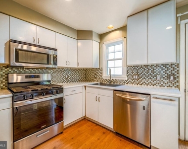 7804 Colonial Springs Boulevard - Photo Thumbnail 9