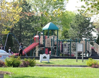 6619 High Valley Lane - Photo Thumbnail 32