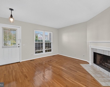 6619 High Valley Lane - Photo Thumbnail 4