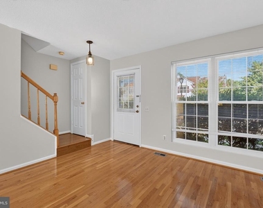 6619 High Valley Lane - Photo Thumbnail 3