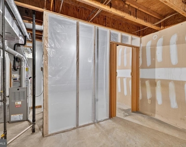 6619 High Valley Lane - Photo Thumbnail 23