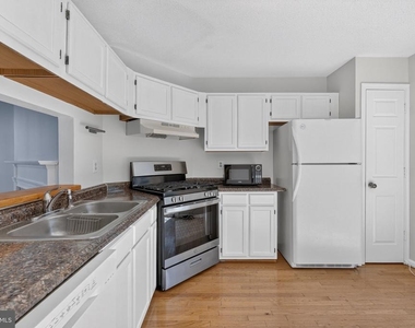 6619 High Valley Lane - Photo Thumbnail 10