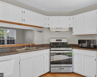 6619 High Valley Lane - Photo Thumbnail 7