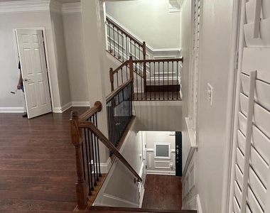 7064 Huntley Run Place - Photo Thumbnail 13