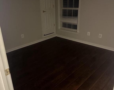 7064 Huntley Run Place - Photo Thumbnail 9
