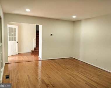 4500 Stone Pine Court - Photo Thumbnail 9