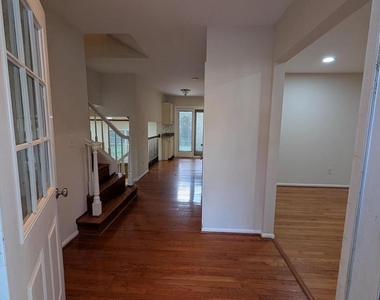 4500 Stone Pine Court - Photo Thumbnail 6