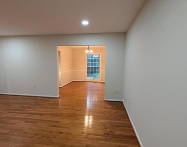 4500 Stone Pine Court - Photo Thumbnail 11