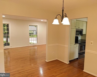 4500 Stone Pine Court - Photo Thumbnail 14
