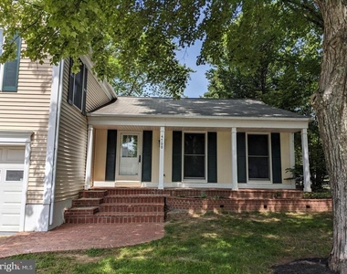 4500 Stone Pine Court - Photo Thumbnail 2