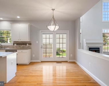 2038 Madrillon Road - Photo Thumbnail 8