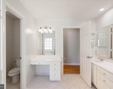 2038 Madrillon Road - Photo Thumbnail 33