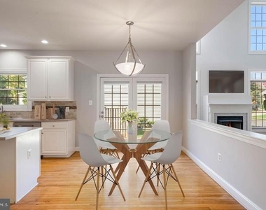 2038 Madrillon Road - Photo Thumbnail 9