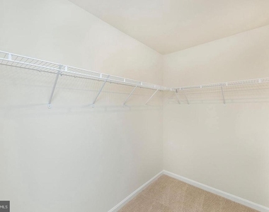 174 Hamstead Drive - Photo Thumbnail 16