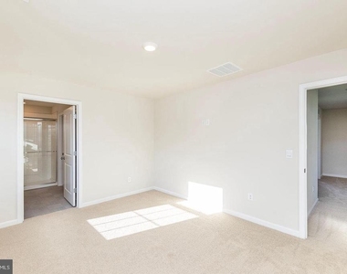 174 Hamstead Drive - Photo Thumbnail 14