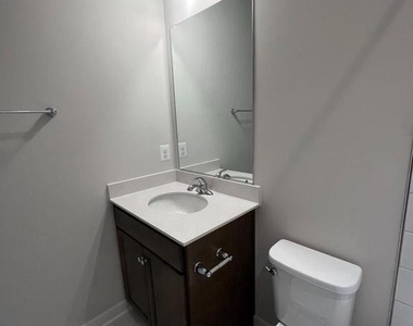 217 Willis St - Photo Thumbnail 13