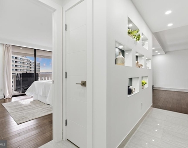 6101 Edsall Road - Photo Thumbnail 32