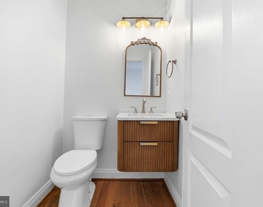 3839 Watkins Mill Drive - Photo Thumbnail 16