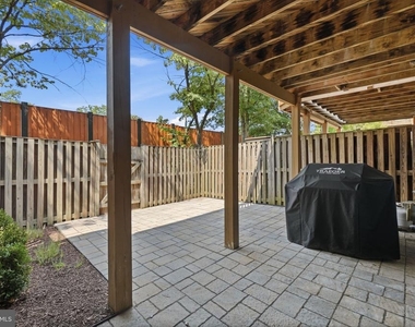 3839 Watkins Mill Drive - Photo Thumbnail 34