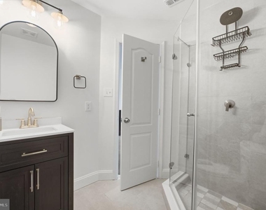 3839 Watkins Mill Drive - Photo Thumbnail 28
