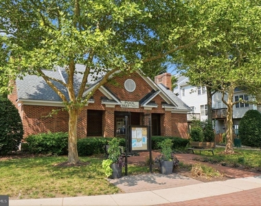 3839 Watkins Mill Drive - Photo Thumbnail 41