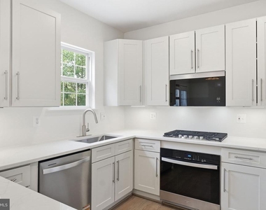 3839 Watkins Mill Drive - Photo Thumbnail 4