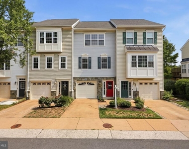 3839 Watkins Mill Drive - Photo Thumbnail 36