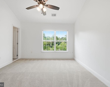 3839 Watkins Mill Drive - Photo Thumbnail 25