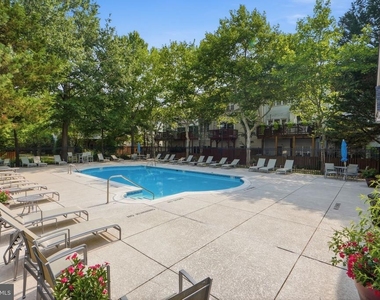 3839 Watkins Mill Drive - Photo Thumbnail 40