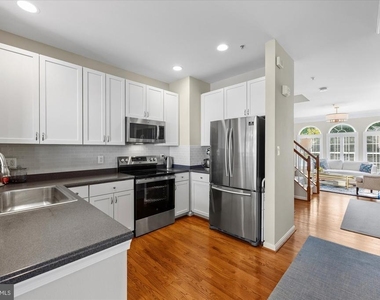 166 Comay Terrace - Photo Thumbnail 7