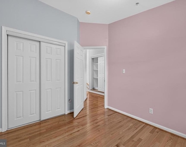 122 Sanborn Place - Photo Thumbnail 42