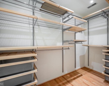 122 Sanborn Place - Photo Thumbnail 34