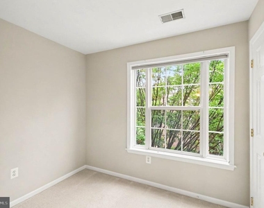 2403 Gorgas Place - Photo Thumbnail 19