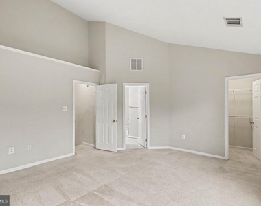 2403 Gorgas Place - Photo Thumbnail 13