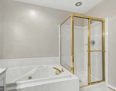 2403 Gorgas Place - Photo Thumbnail 16