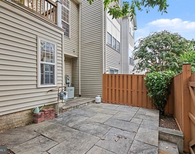 2403 Gorgas Place - Photo Thumbnail 25