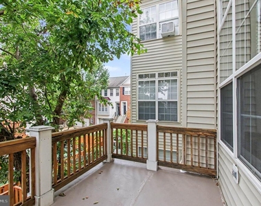 2403 Gorgas Place - Photo Thumbnail 10